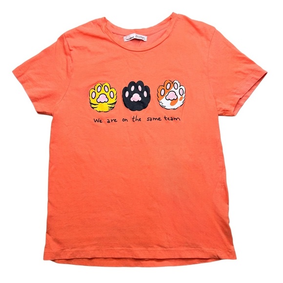 (NWOT) Pull & Bear "We Are on the Same Team" Paw Print Graphic Tee – Small - Picture 1 of 5